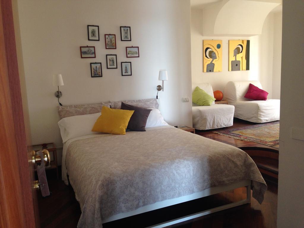 Casa Argentino Bed & Breakfast Napoli Oda fotoğraf