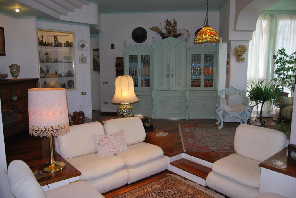Casa Argentino Bed & Breakfast Napoli Oda fotoğraf