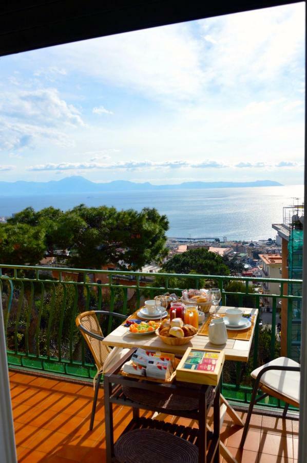 Casa Argentino Bed & Breakfast Napoli Oda fotoğraf